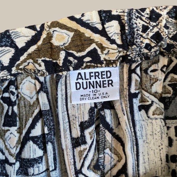 Vintage Alfred Dunner Black and Tan Tribal Print A-Line Skirt - Picture 4 of 7